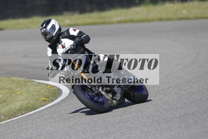 /07 09.04.2026 Cornu Master School ADR/Gruppe gruen/10